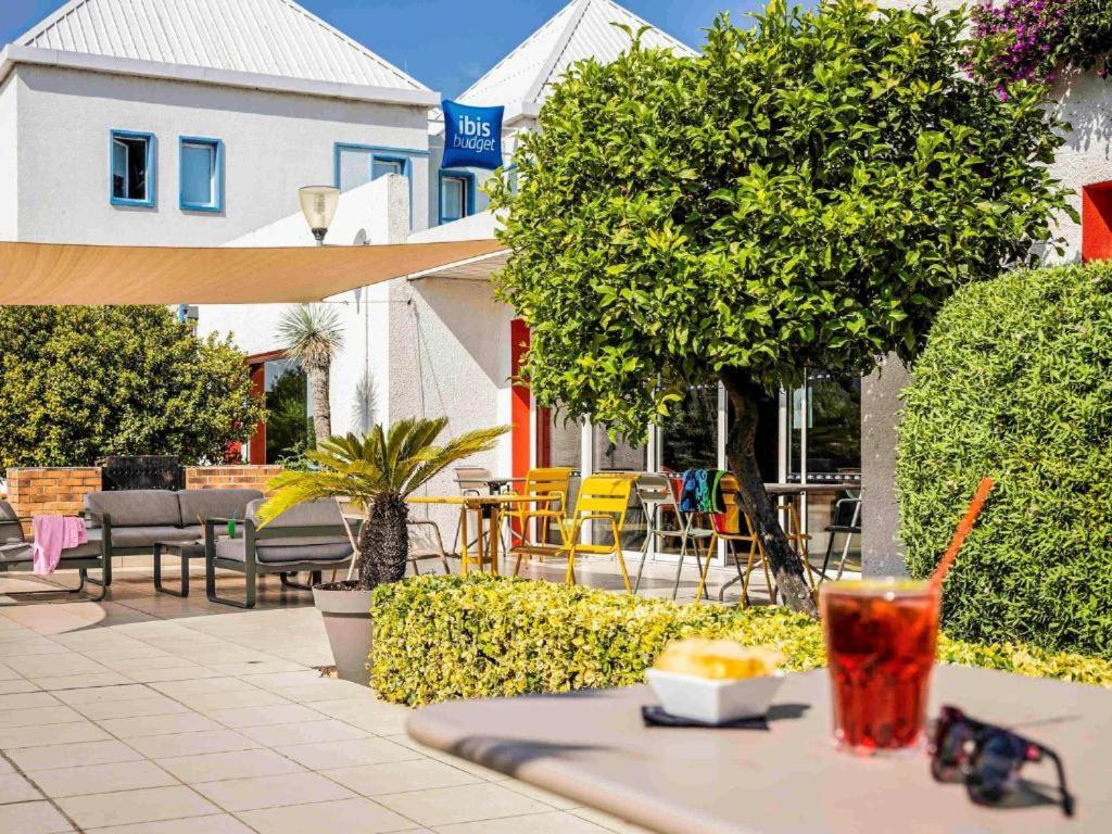 Ibis Perpignan Sud Saint Charles Hotel Exterior photo