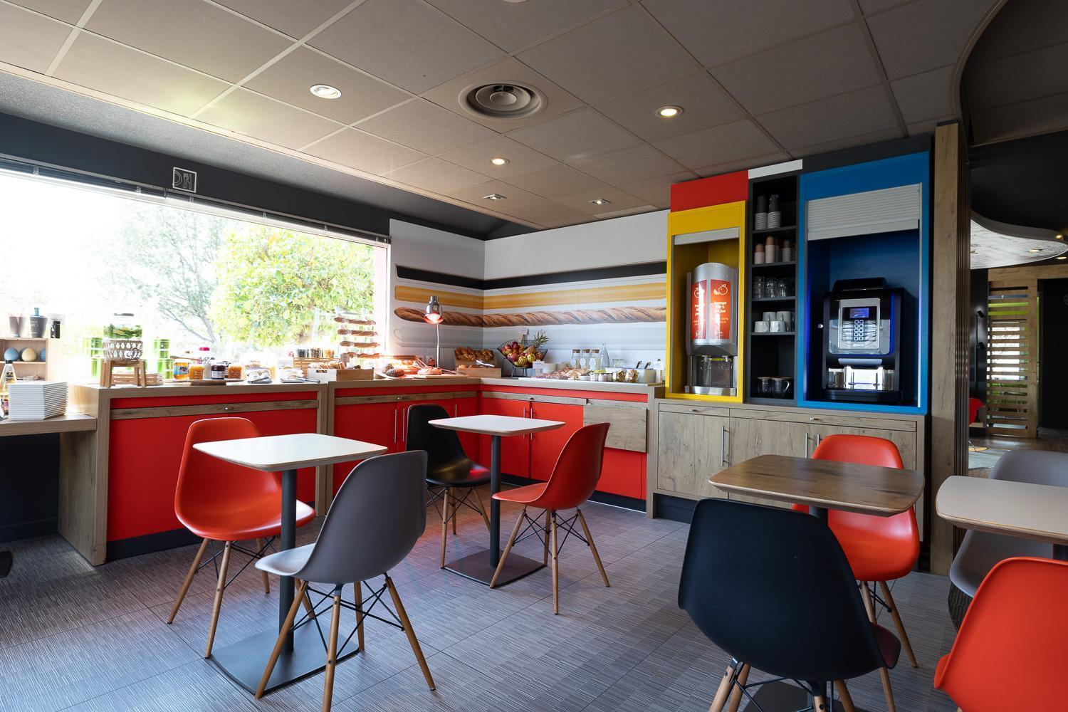 Ibis Perpignan Sud Saint Charles Hotel Exterior photo