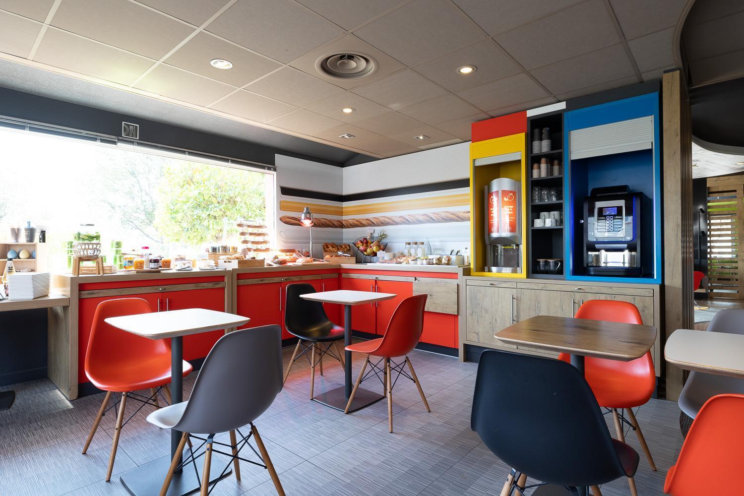 Ibis Perpignan Sud Saint Charles Hotel Exterior photo